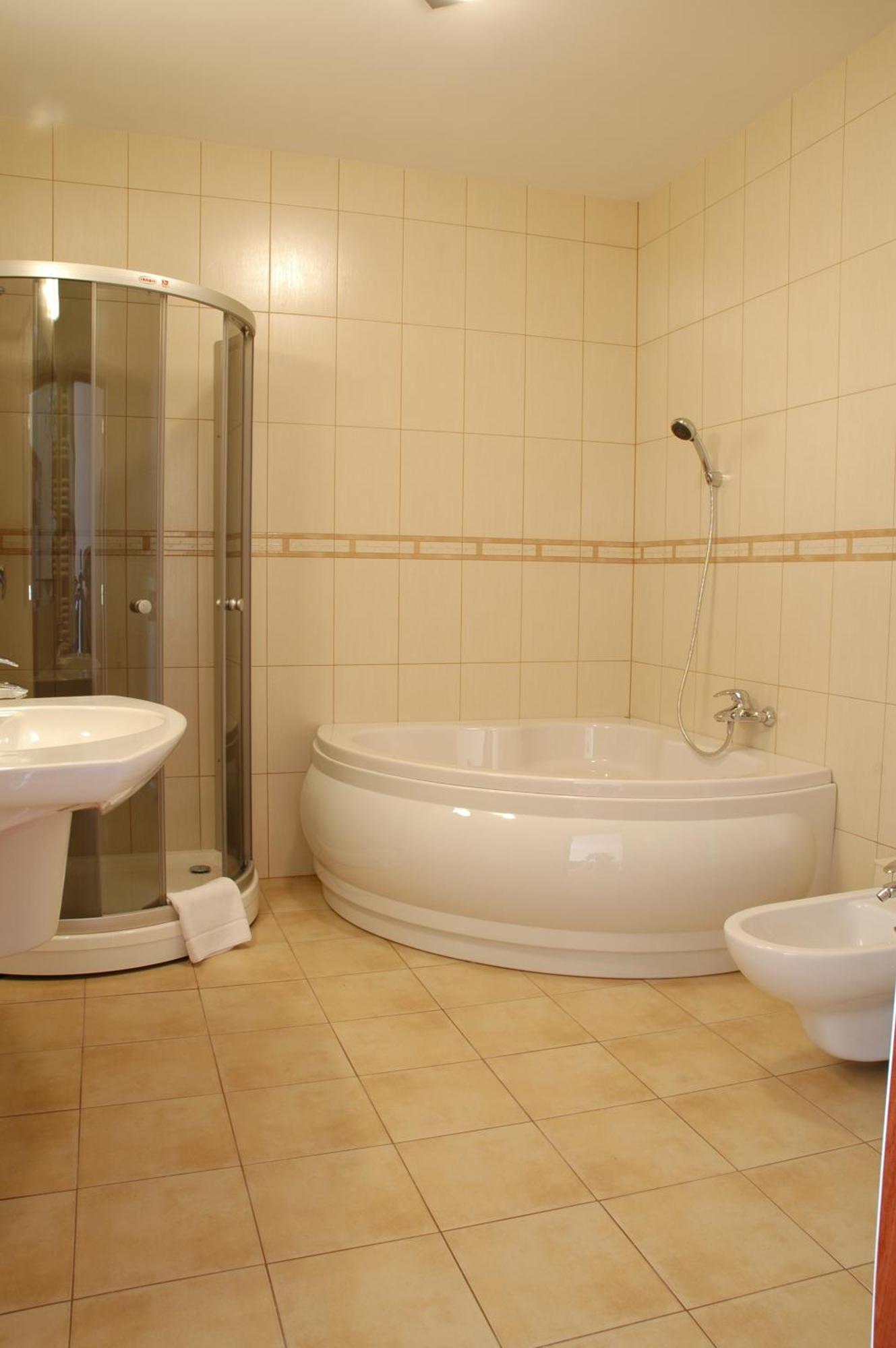 U Pietrzakow Hotel Zielonka  Bagian luar foto