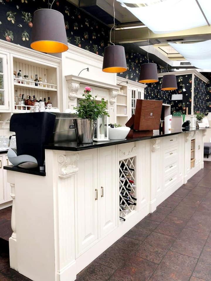 U Pietrzakow Hotel Zielonka  Bagian luar foto