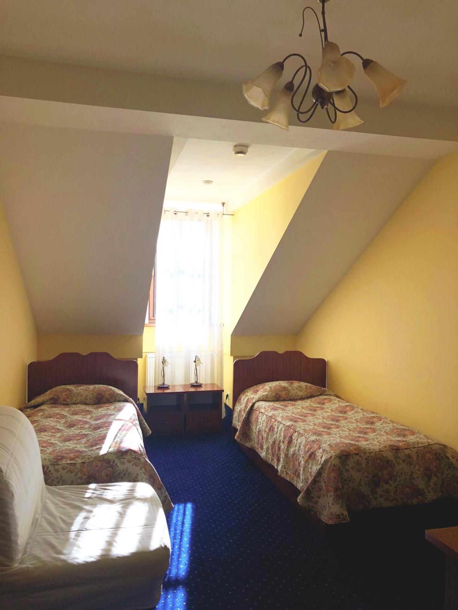 U Pietrzakow Hotel Zielonka  Bagian luar foto
