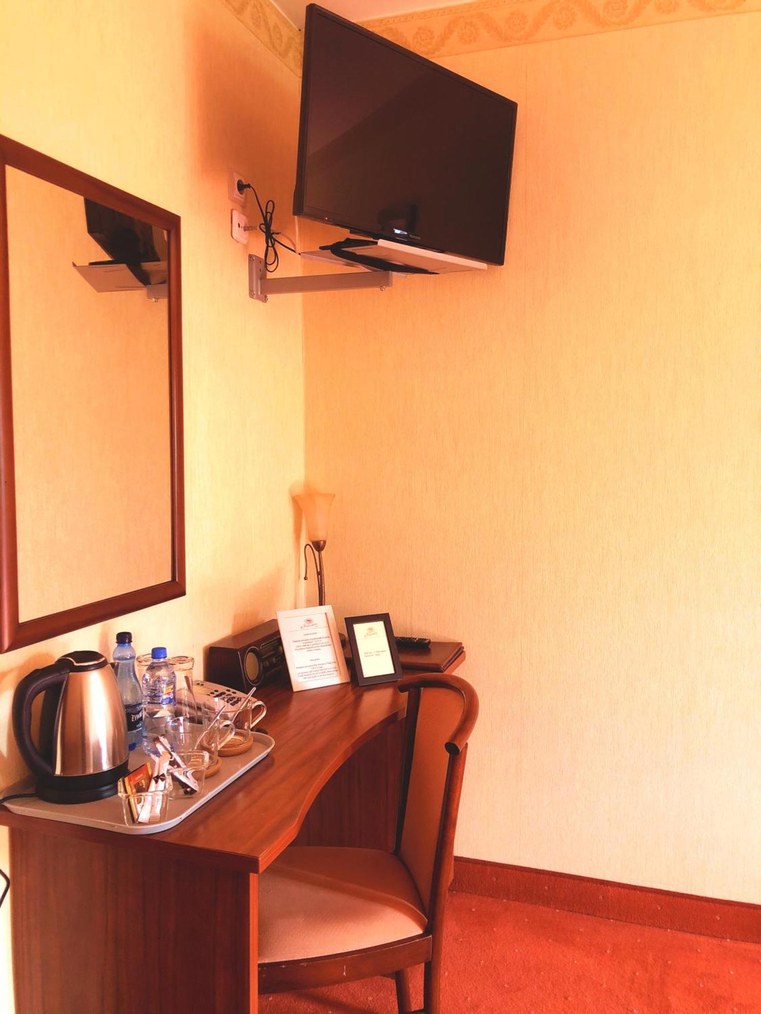 U Pietrzakow Hotel Zielonka  Bagian luar foto